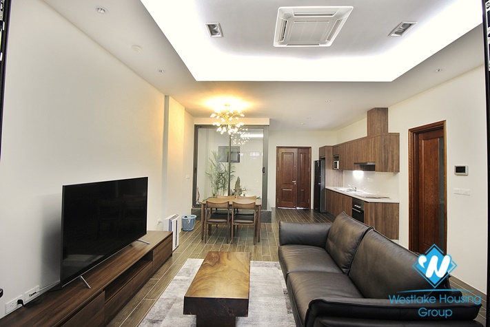 A new high quality  apartment on the ground floor for rent on Au Co, Tay ho